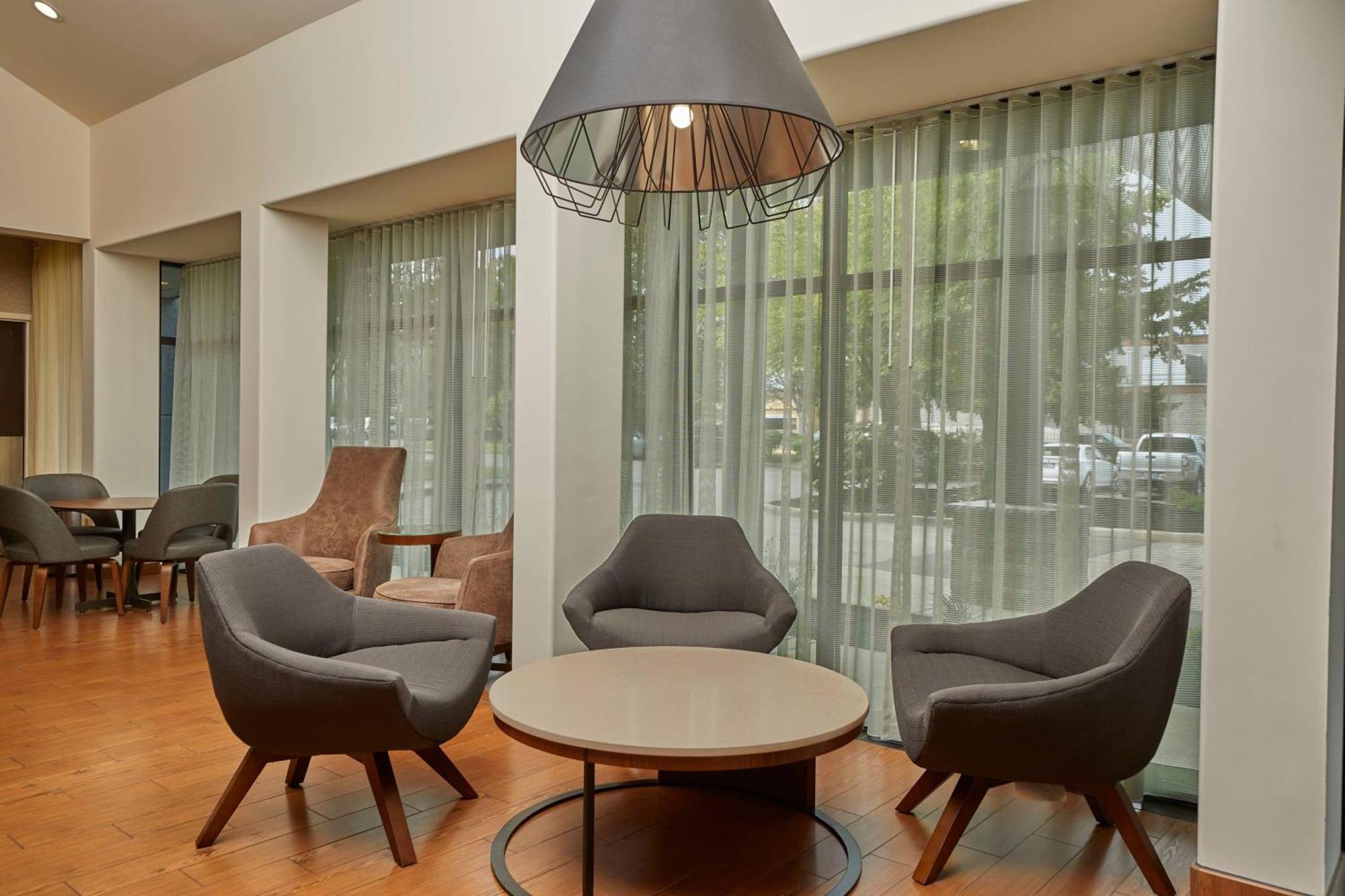 Courtyard By Marriott Eugene Springfield