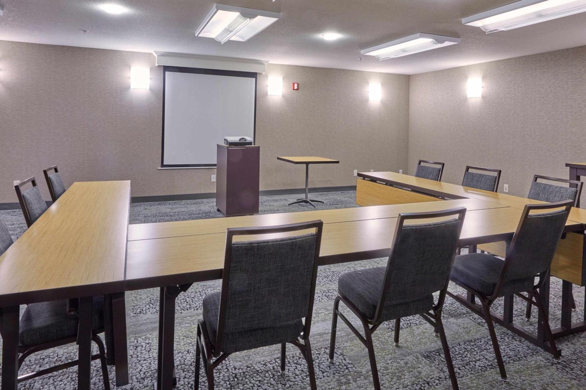 Courtyard By Marriott Eugene Hotel Springfield