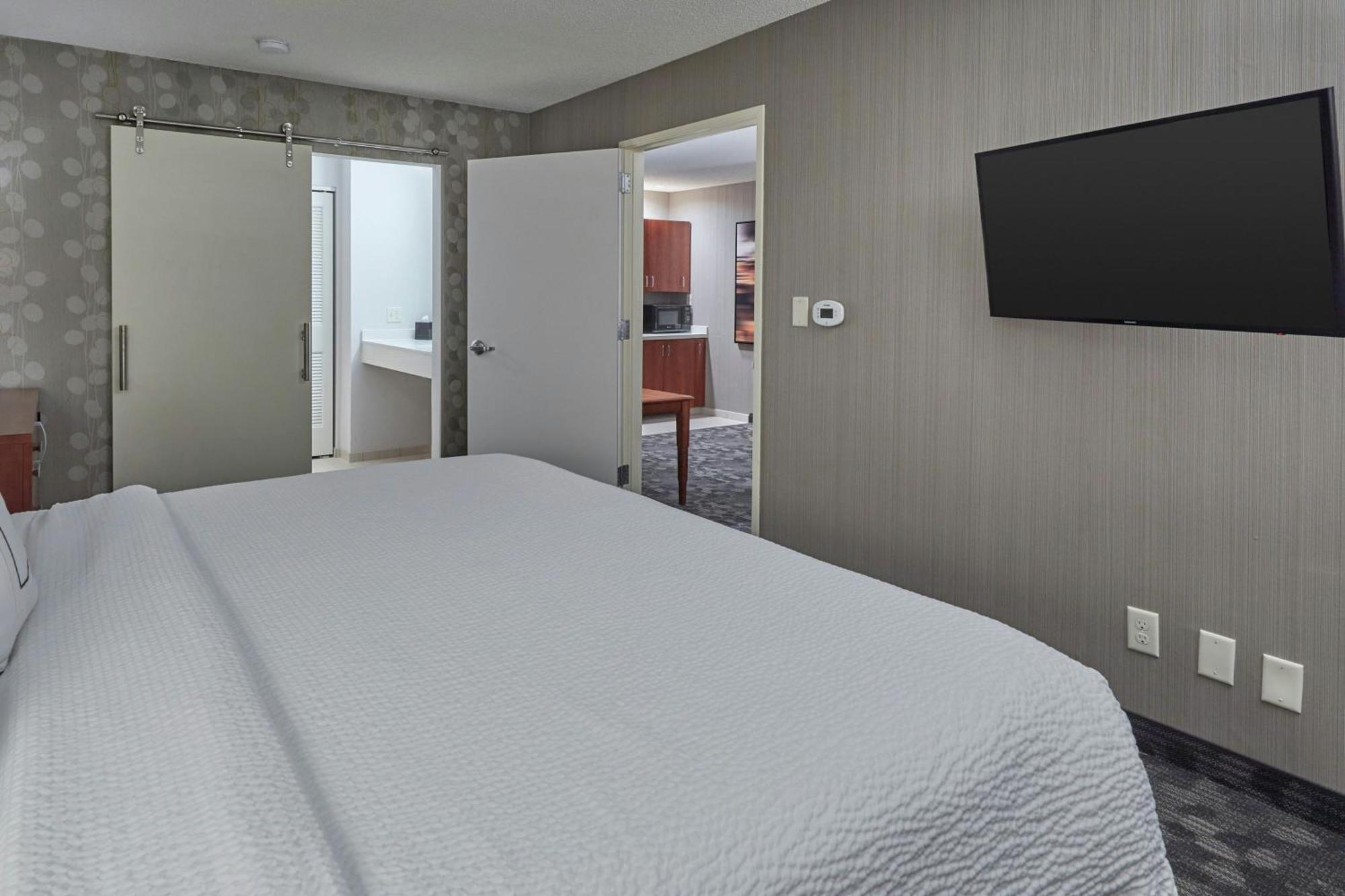 Courtyard By Marriott Eugene