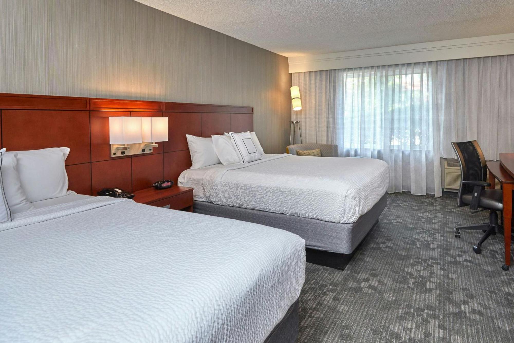 Courtyard By Marriott Eugene Hotel 3*