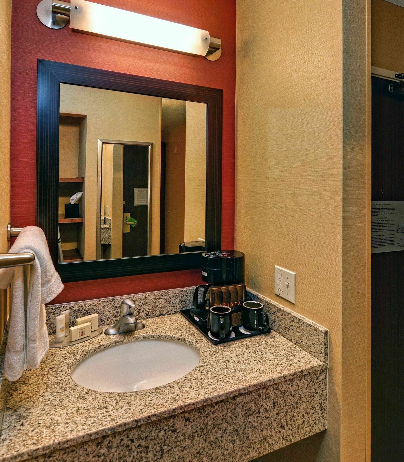 Courtyard By Marriott Eugene