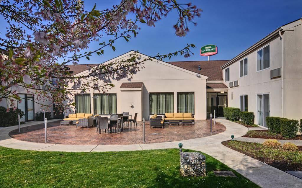 Courtyard By Marriott Eugene 3* Springfield